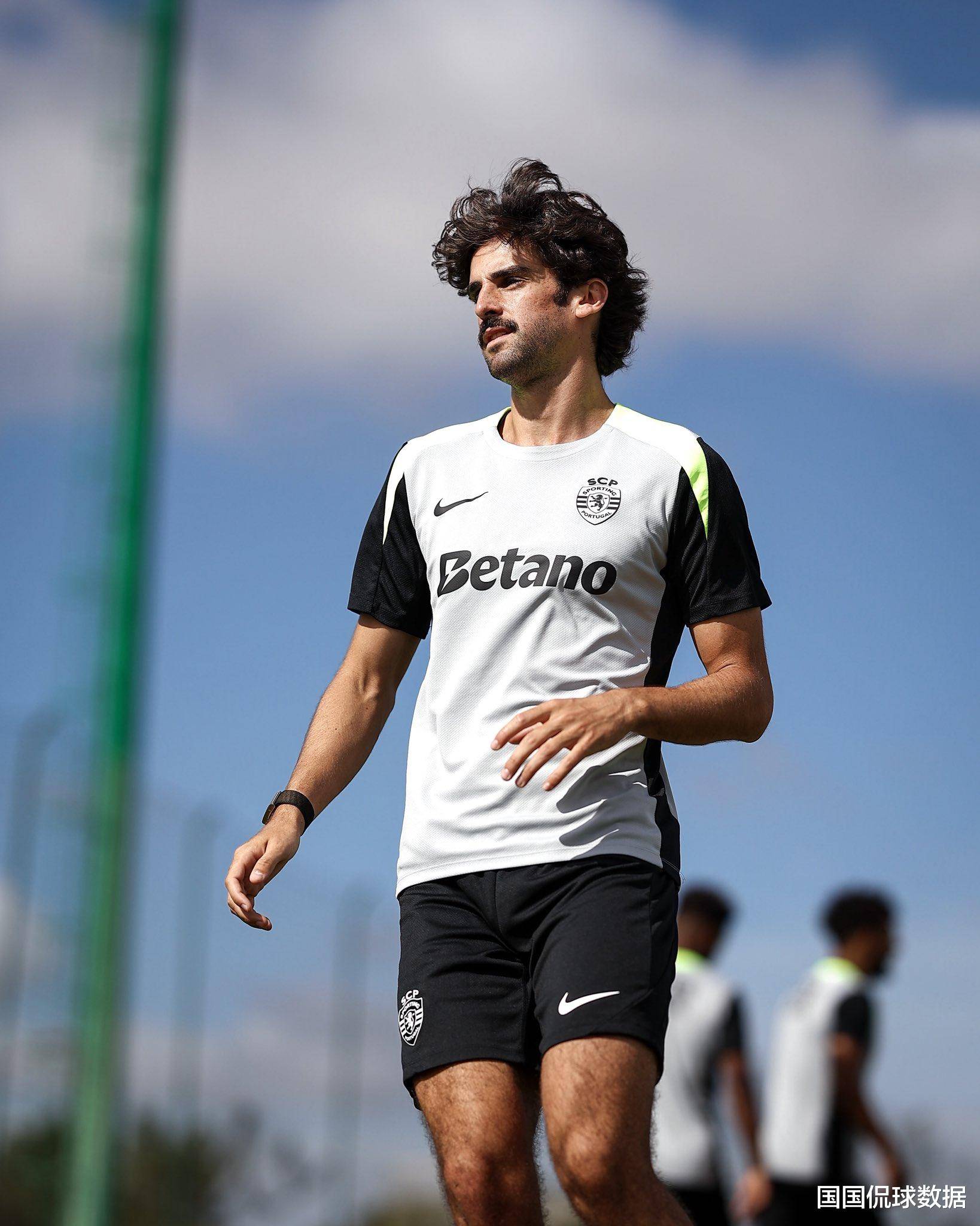 关于今夜葡超焦点战，萨克拉门托国王单刀错失，底气十足，医务组通报恢复的信息