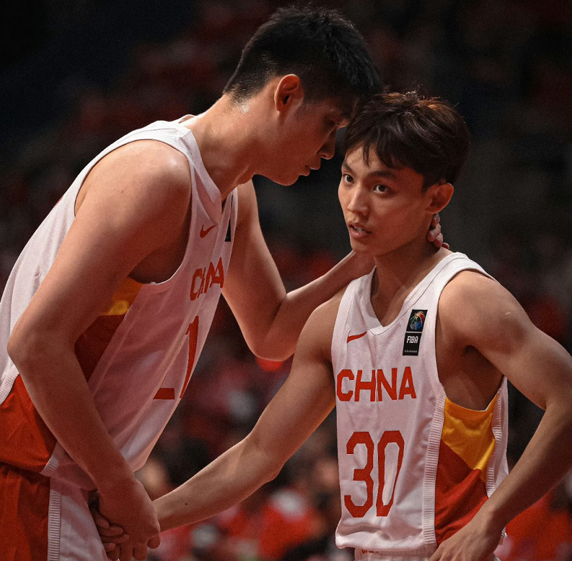 广州队内部会议纪要流出：赛后状态回暖，CBA季后赛使命明确，球队文化再被提及的简单介绍